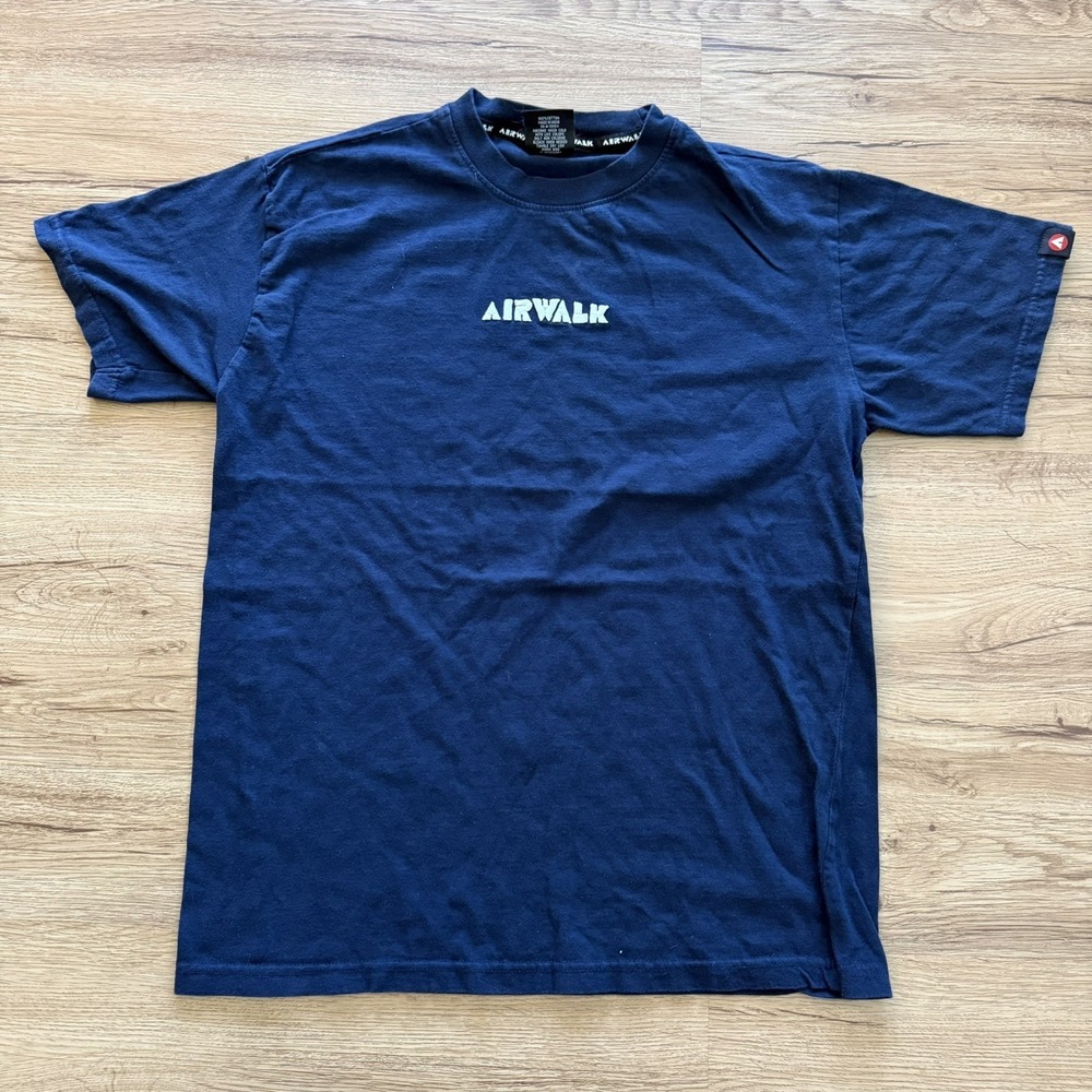 Vintage Y2K Airwalk T‎ Shirt Men's Medium Embroidered